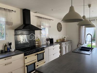 Maison - 143 m² - 5 pièces