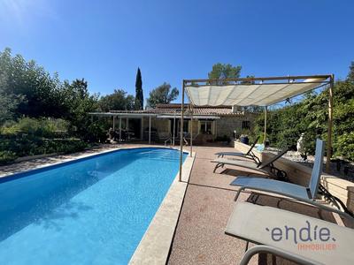 Maison - 135 m² - 4 pièces