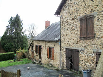Maison - 85 m² - 3 pièces