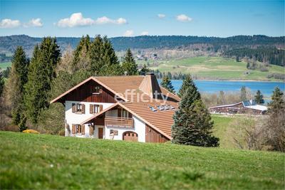 Maison - 450 m² - 10 pièces