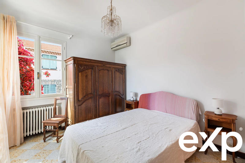 Maison traditionnelle - 155 m² - 6 pièces