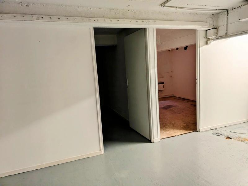 Local d'activités - 81 m²