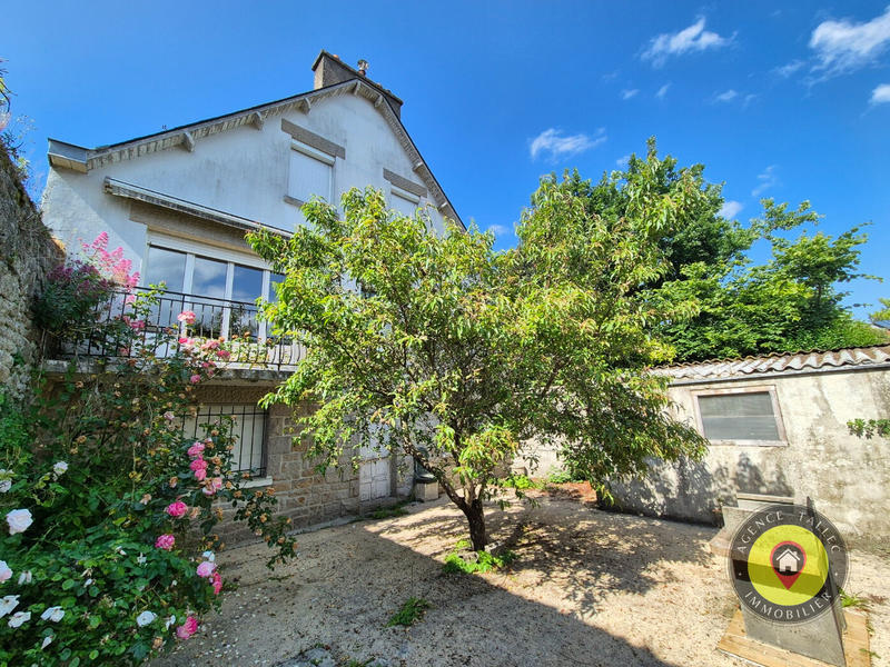 Maison - 140 m² - 7 pièces