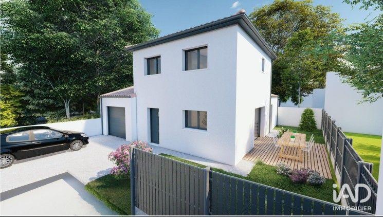 Maison - 99 m² - 5 pièces