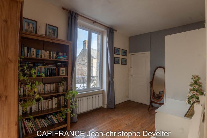 Maison en pierre - 178 m² - 7 pièces