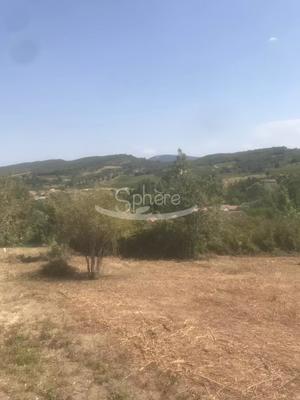 Terrain constructible - 2 714 m²