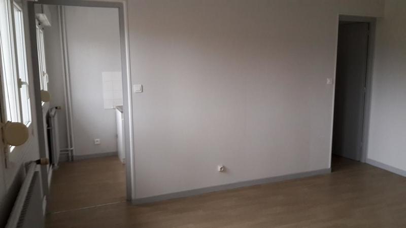 Studio - 27 m² - 1 pièce