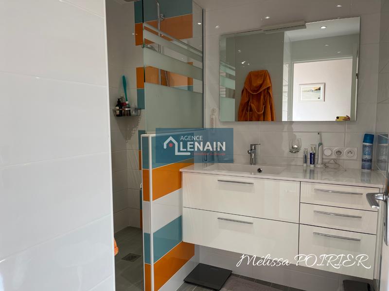 Appartement - 100 m² - 4 pièces