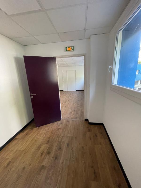 Local commercial - 1 pièce