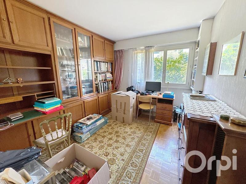 Appartement - 92 m² - 4 pièces