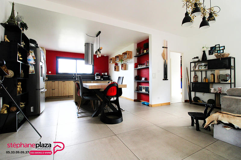 Maison - 155 m² - 5 pièces