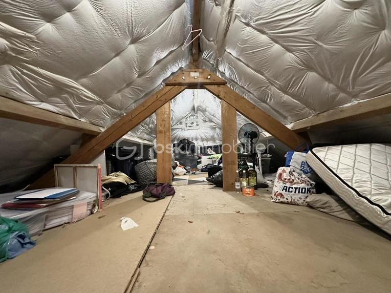 Maison - 140 m² - 9 pièces