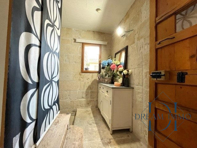 Maison ancienne - 166 m² - 6 pièces