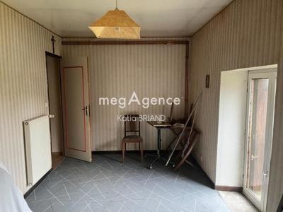 Maison - 204 m² - 8 pièces