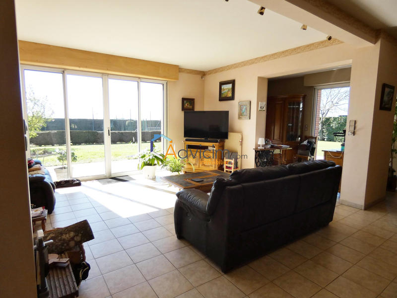 Maison - 226 m² - 7 pièces