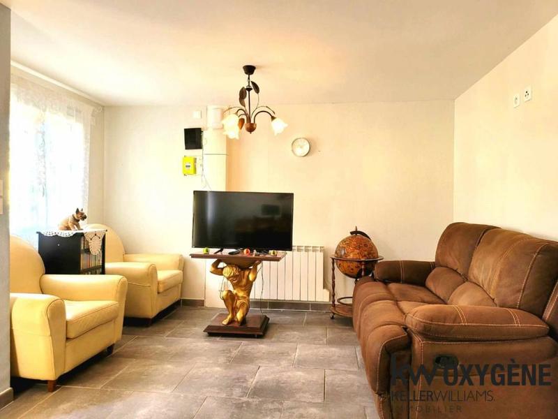 Maison - 97 m² - 4 pièces