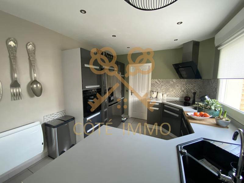 Maison - 102 m² - 5 pièces