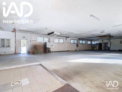 Local commercial - 307 m²