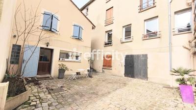 Maison - 60 m² - 4 pièces