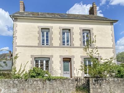 Maison bourgeoise - 117 m² - 6 pièces