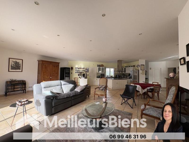 Maison - 160 m² - 5 pièces
