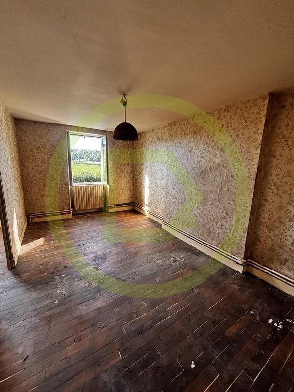 Propriété - 125 m² - 9 pièces