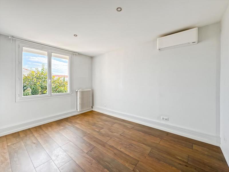 Maison - 150 m² - 4 pièces