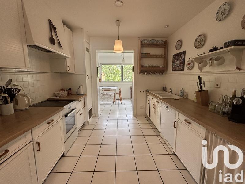 Maison - 210 m² - 8 pièces