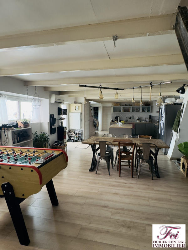 Appartement - 175 m² - 6 pièces