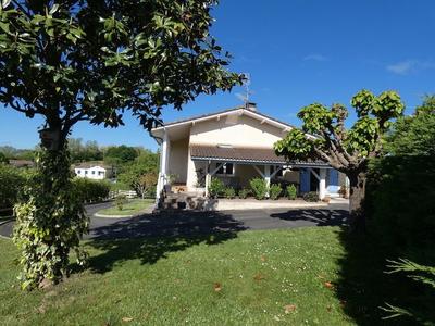 Maison - 154 m² - 6 pièces