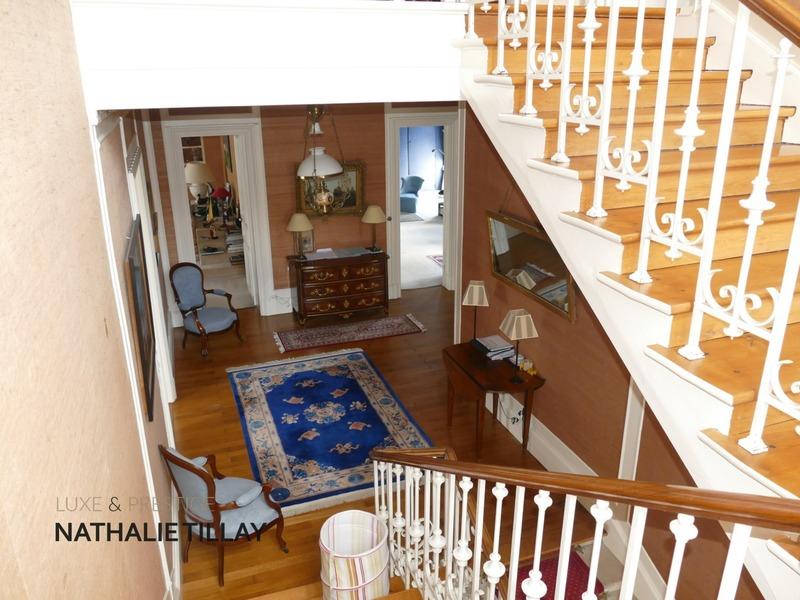 Hôtel particulier - 465 m² - 12 pièces