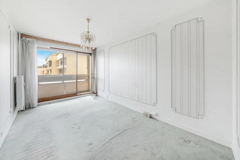 Appartement - 143 m² - 7 pièces