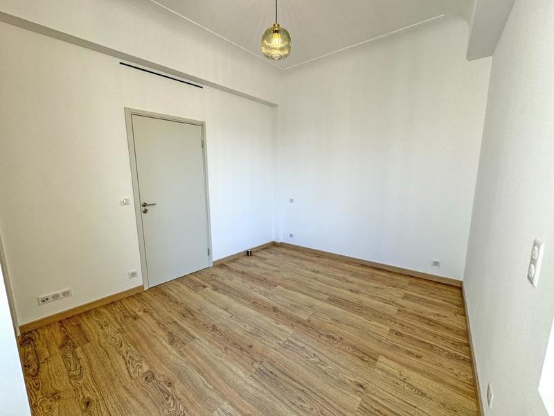 Appartement - 81 m² - 3 pièces