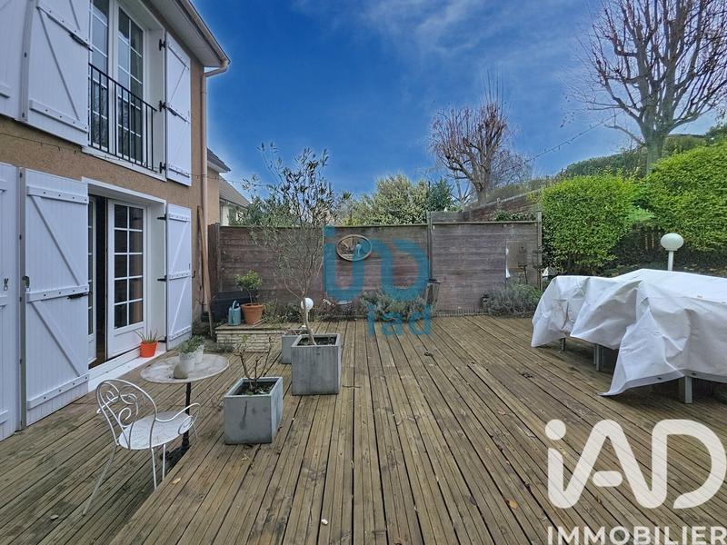 Maison - 140 m² - 8 pièces