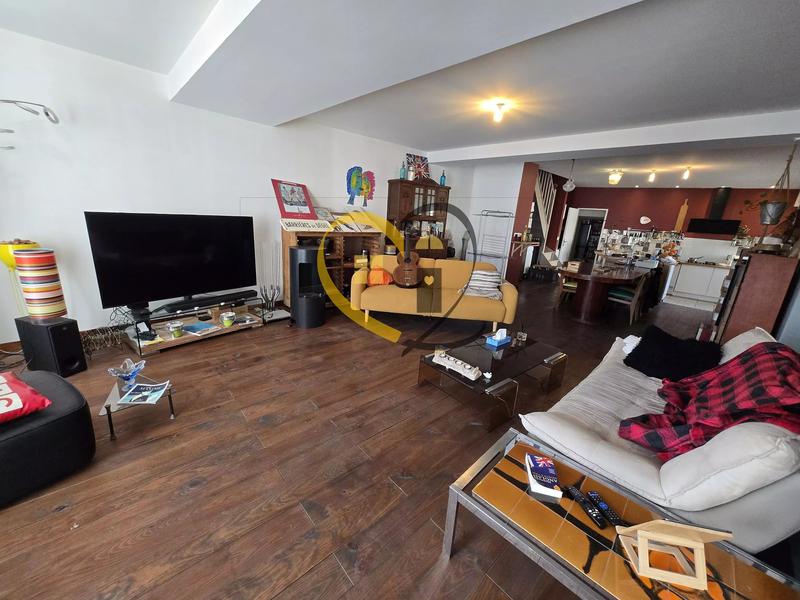 Immeuble mixte - 170 m² - 6 pièces