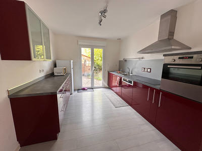 Maison - 94 m² - 5 pièces