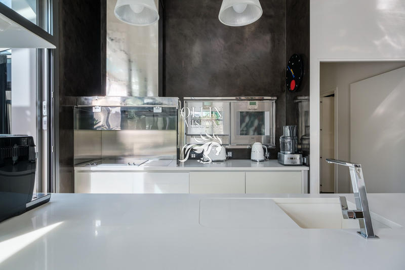 Villa - 230 m² - 8 pièces