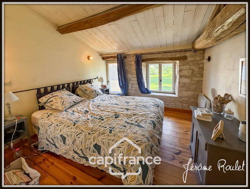 Maison en pierre - 181 m² - 6 pièces