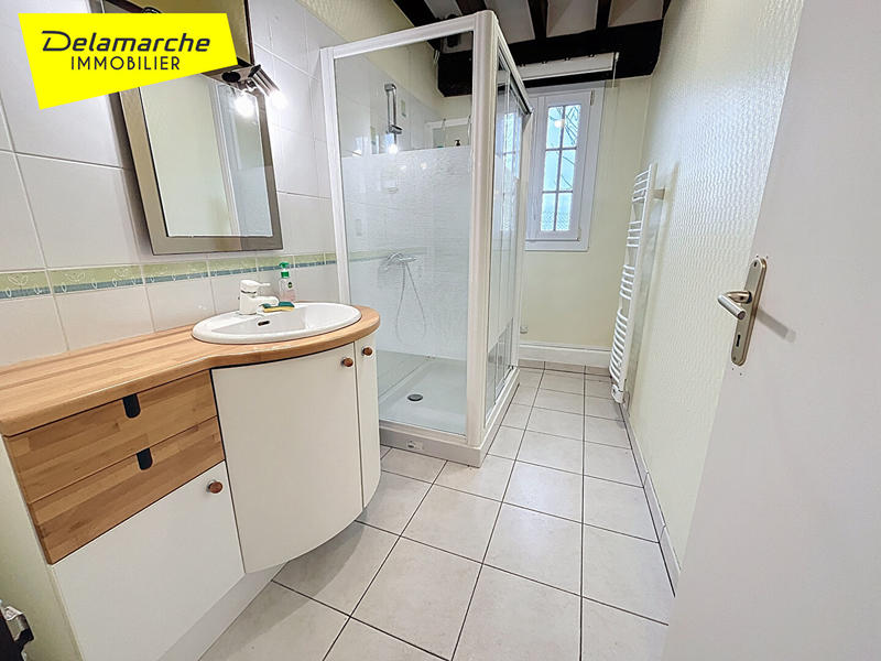 Maison - 185 m² - 10 pièces