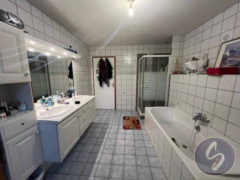 Maison - 153 m² - 6 pièces