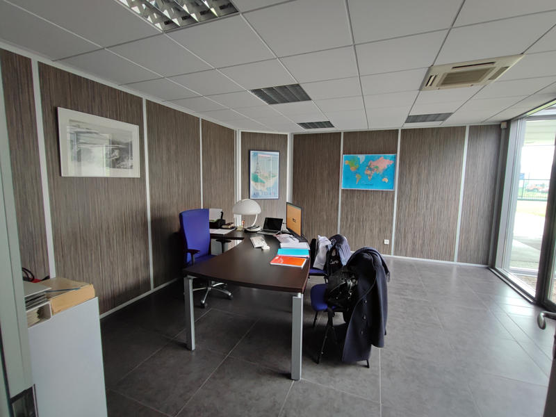 Local commercial - 1 537 m²