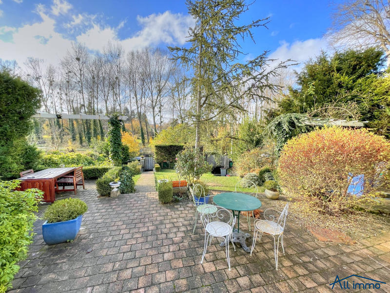 Maison ancienne - 197 m² - 8 pièces