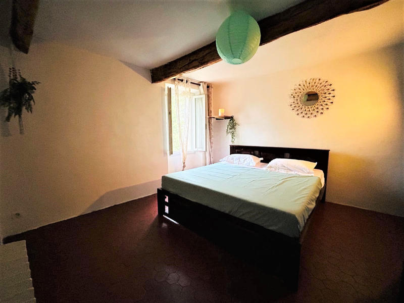 Maison - 195 m² - 8 pièces