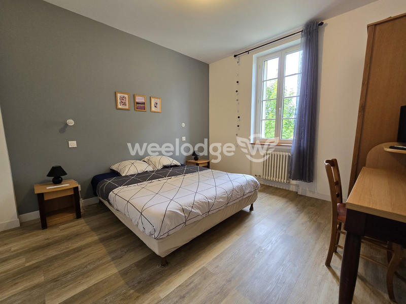 Maison - 282 m² - 13 pièces