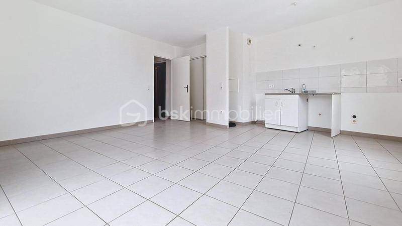 Appartement - 98 m² - 5 pièces