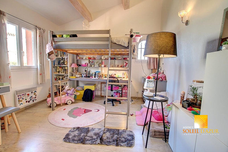 Villa - 210 m² - 7 pièces