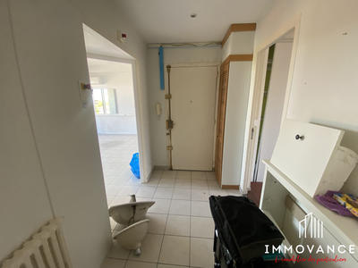 Appartement - 79 m² - 4 pièces