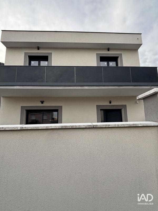 Maison - 133 m² - 6 pièces