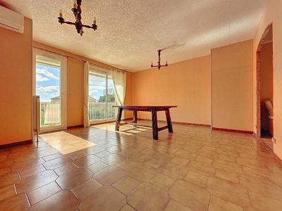 Maison - 80 m² - 5 pièces