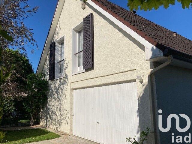 Maison - 192 m² - 8 pièces